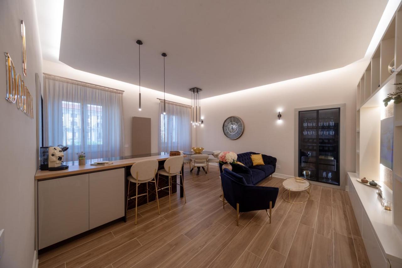 Domina-Boutique Apartment Neapol Zewnętrze zdjęcie
