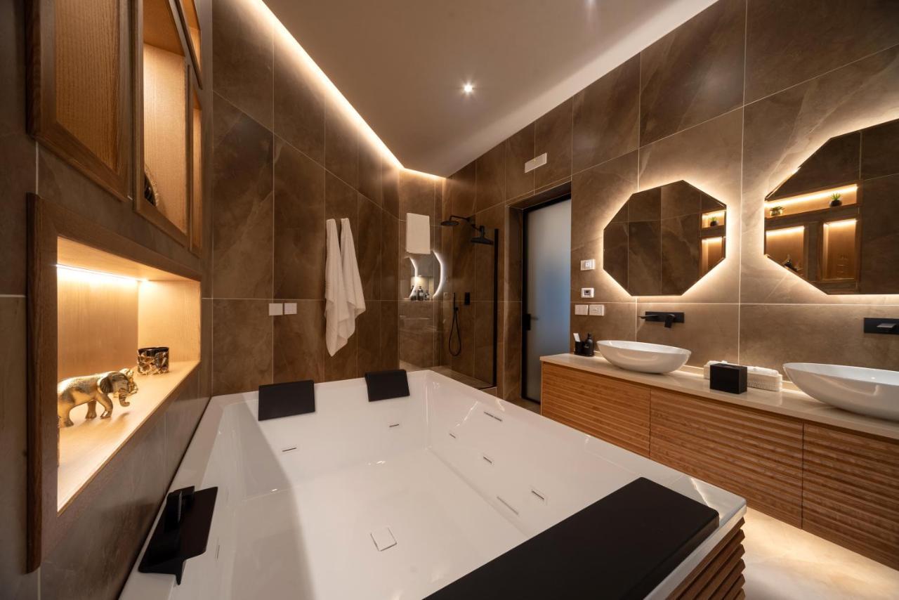 Domina-Boutique Apartment Neapol Zewnętrze zdjęcie