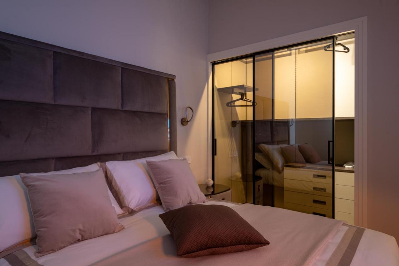 Domina-Boutique Apartment Neapol Zewnętrze zdjęcie